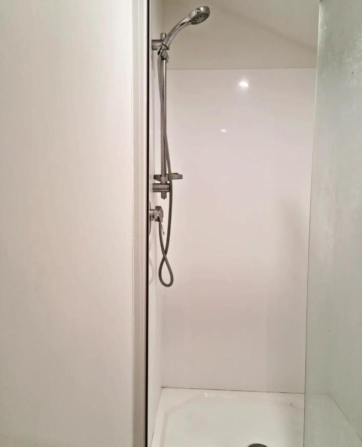 Modern & Cosy Studio Unit On Island Bay Beachfront เวลลิงตัน ภายนอก รูปภาพ