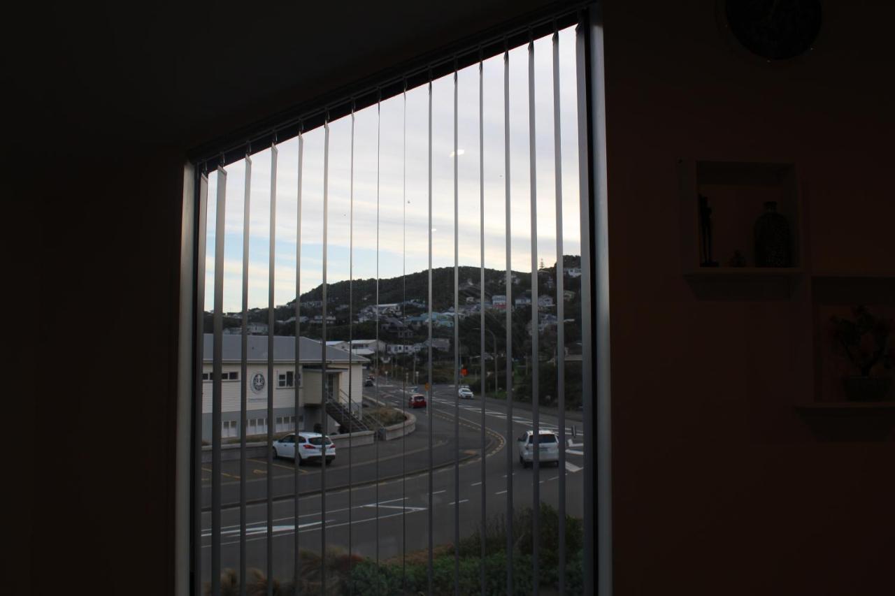 Modern & Cosy Studio Unit On Island Bay Beachfront เวลลิงตัน ภายนอก รูปภาพ